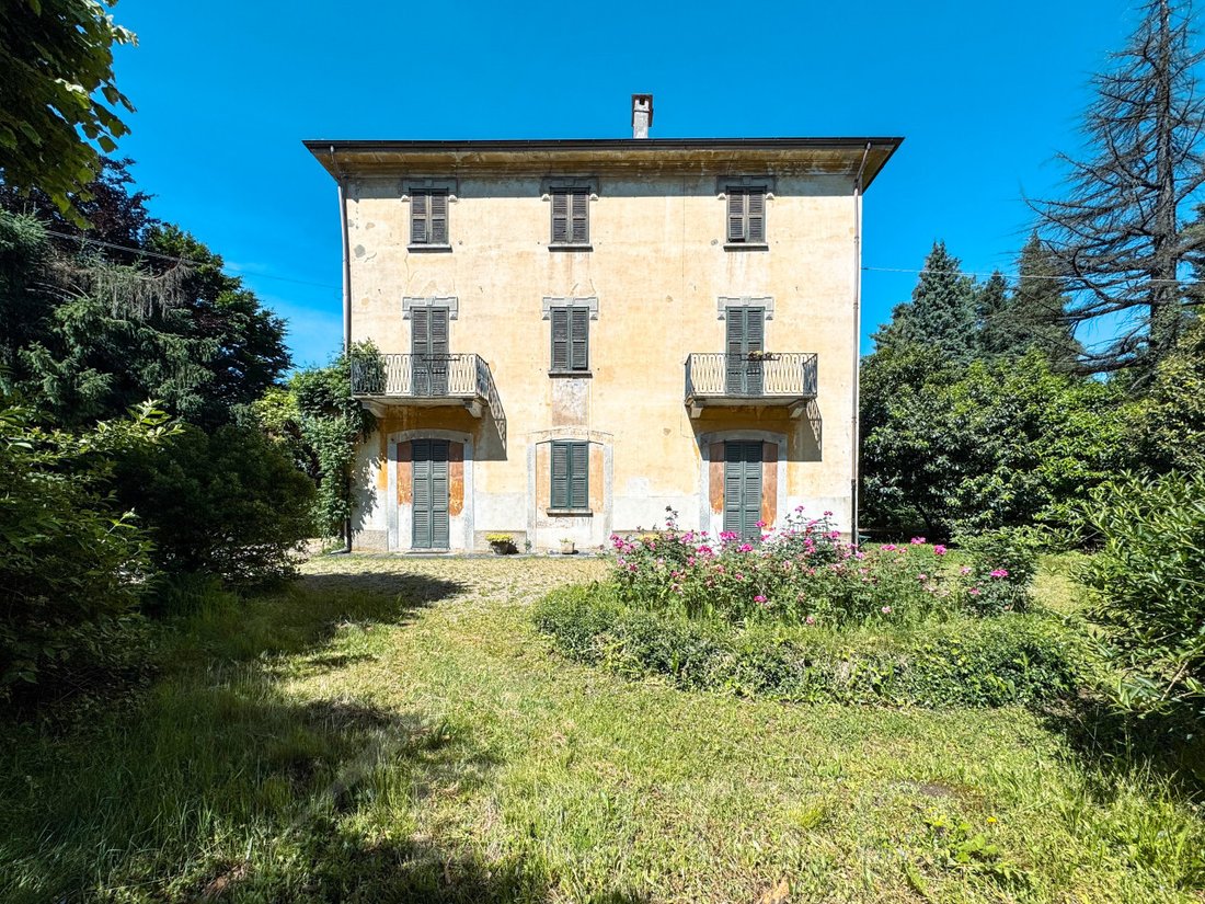 Villa in Cecca-Agagliate, Piedmont, Italy 2 - 18064866
