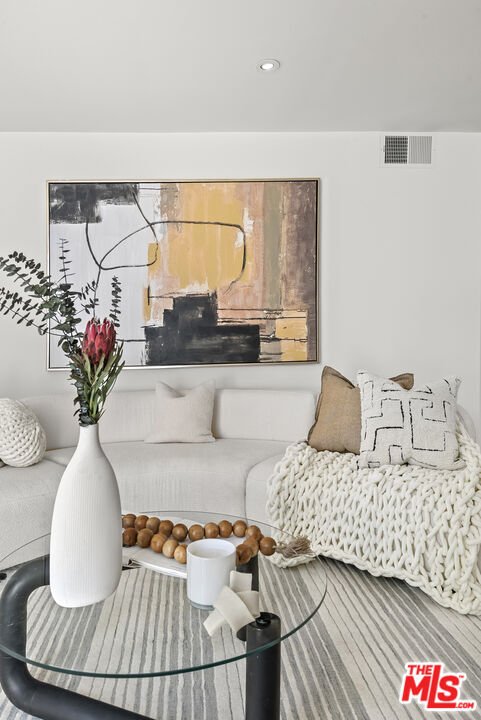 Condo in Los Angeles, California, United States 5 - 18063812