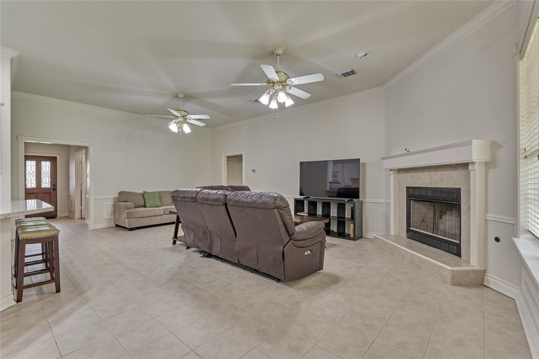 House in Montgomery, Texas, United States 5 - 18063554