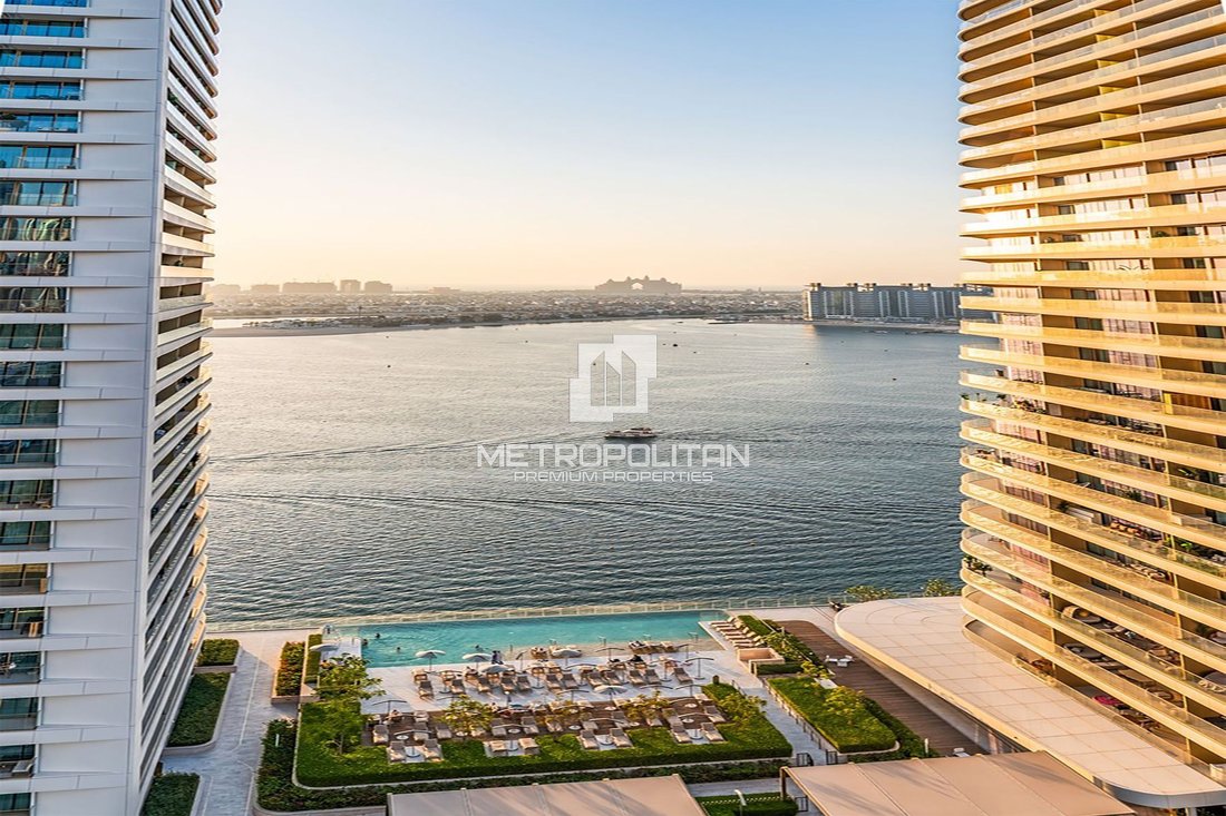 Apartment in Dubai Harbour, Dubai, United Arab Emirates 1 - 18064820