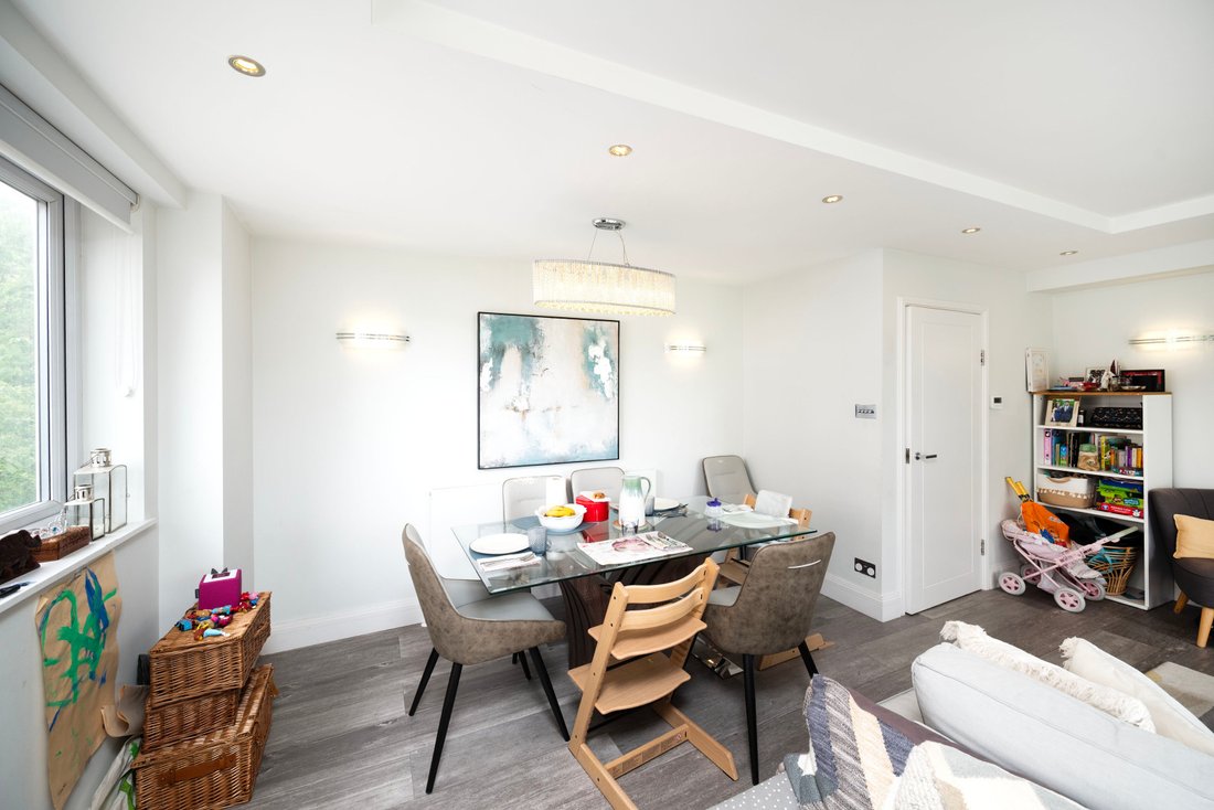Apartment in St John's Wood, Westminster, England 3 - 18062704