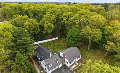 Bungalow à Bedford, Massachusetts, États-Unis 1