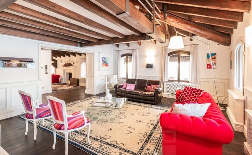 Penthouse en Arona, Piamonte, Italia 1