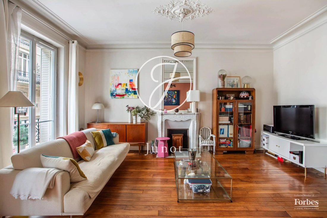 Apartment in Courcelles-Wagram, Paris 17e Arrondissement, Paris 5 - 18061313