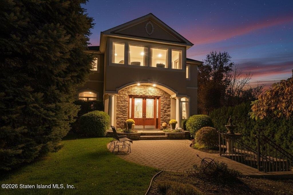House in New York, New York, United States 1 - 18063368