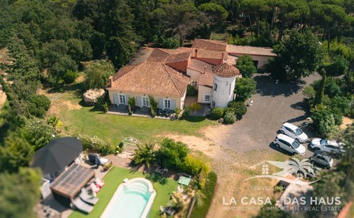 Casa de Campo en Massanet de la Selva, Cataluña, España 1