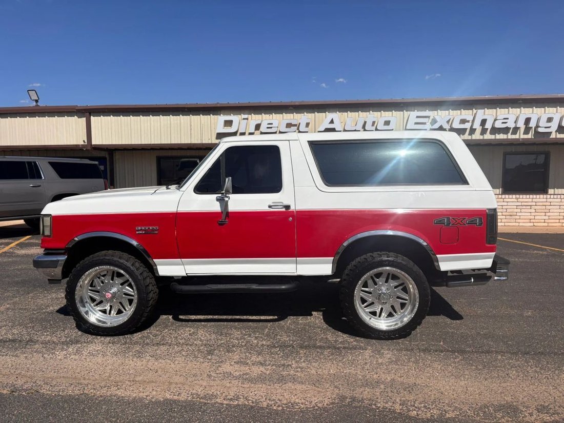 Suv in Wolfforth, TX, United States 2 - 17970871