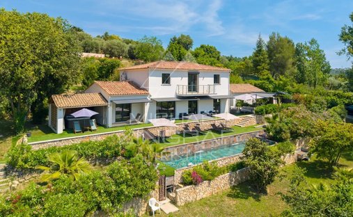 Villa in Grasse, Provence-Alpes-Côte d'Azur, France 1