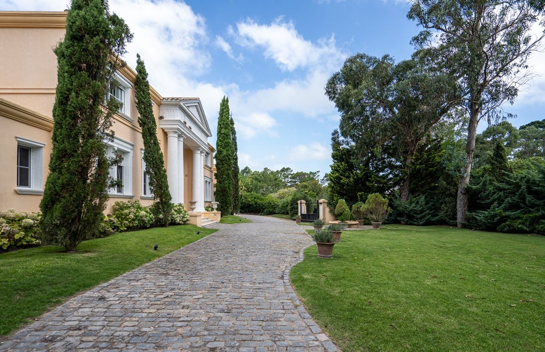 House in Punta del Este, Maldonado Department, Uruguay 2 - 18062428