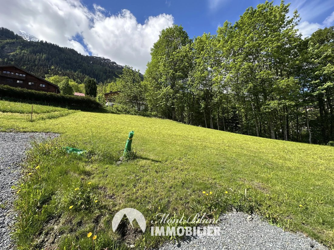 Land in Les Houches, Auvergne-Rhône-Alpes, France 2 - 18064484