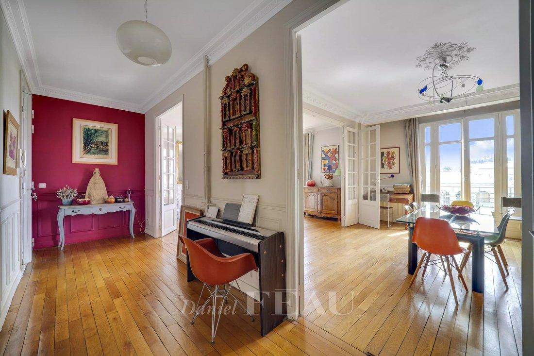 Apartment in Notre Dame, Versailles, France 5 - 18064252