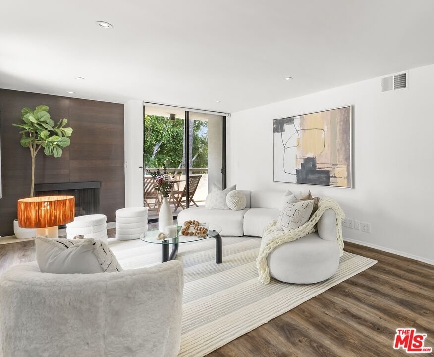 Condo in Los Angeles, California, United States 2 - 18063812