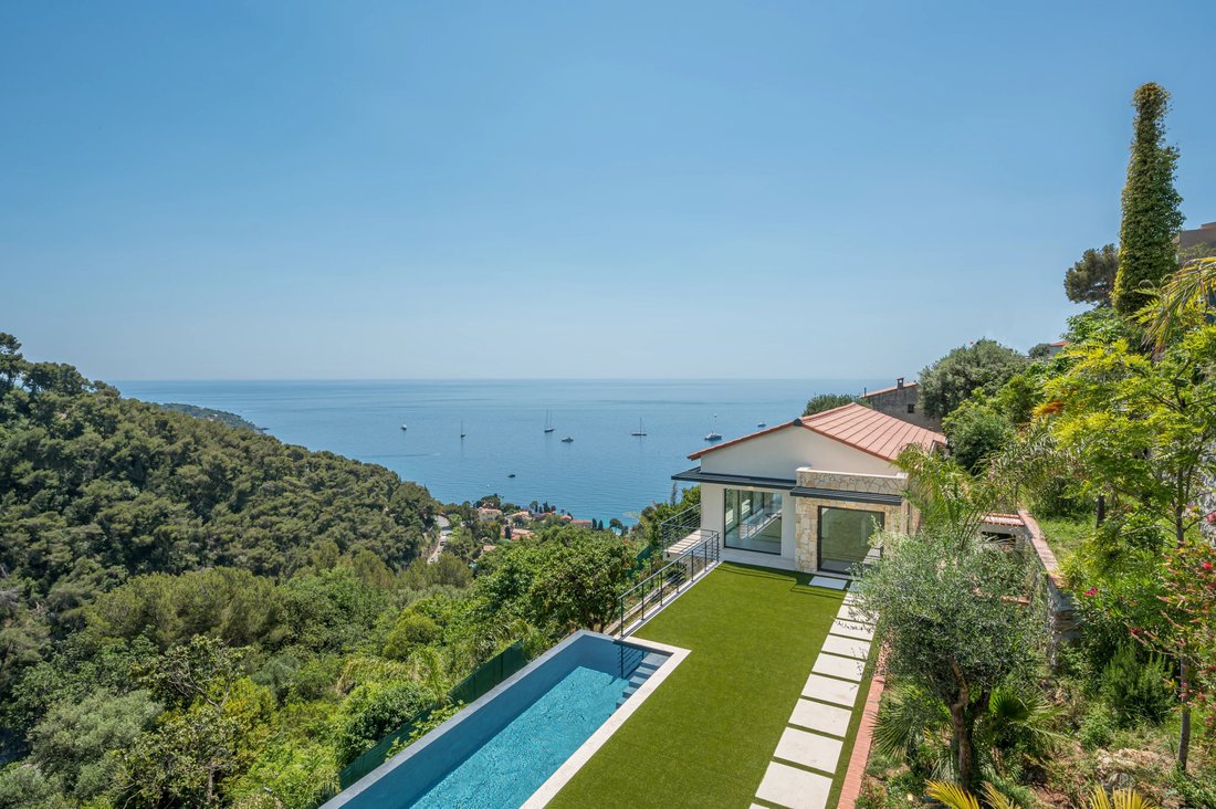 Villa in Cabbe-Saint Roman, Roquebrune-Cap-Martin, France 2 - 16810225