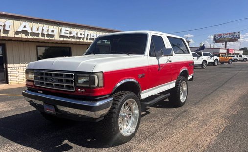 1988 Ford Bronco XLT 2D Utility 4WD in Wolfforth, TX, United States 1