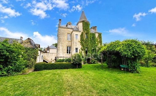 House in Soulge-sur-Ouette, Pays de la Loire, France 1