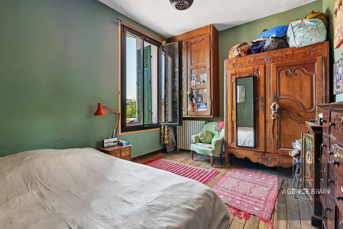 House in Villejuif, Ile-de-France, France 5 - 18064640