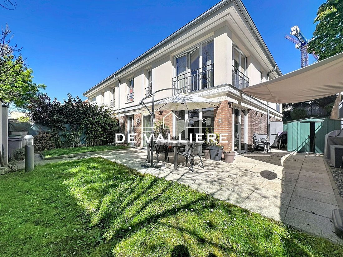 House in Saint-Cloud, Ile-de-France, France 3 - 18064034