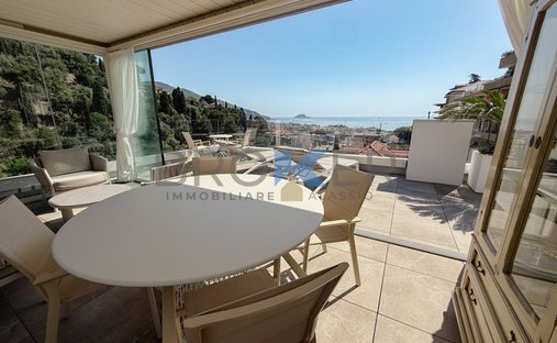 Penthouse in Westlicher Hügel, Alassio, Ligurien 1