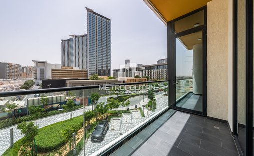 Apartment in MBR- Al Merkad, Dubai, United Arab Emirates 1