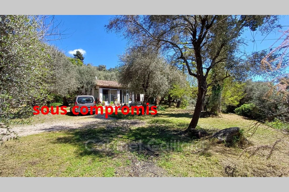Villa in Cabris, Provence-Alpes-Côte d'Azur, France 1 - 17842070