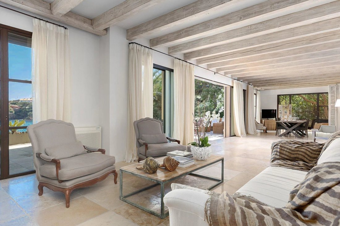 Villa in Le Dramont-Agay-Anthéor-Le Trayas, Saint-Raphaël, France 5 - 18064654