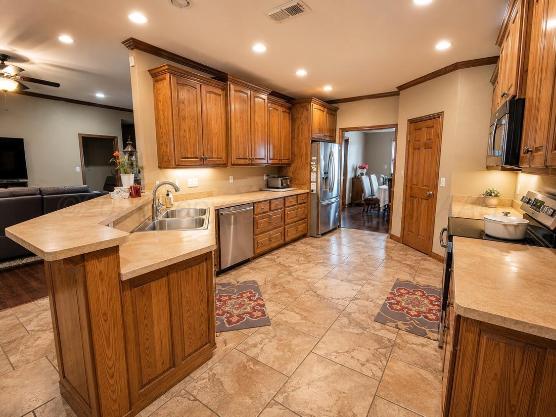 House in Perryton, Texas, United States 5 - 16965375