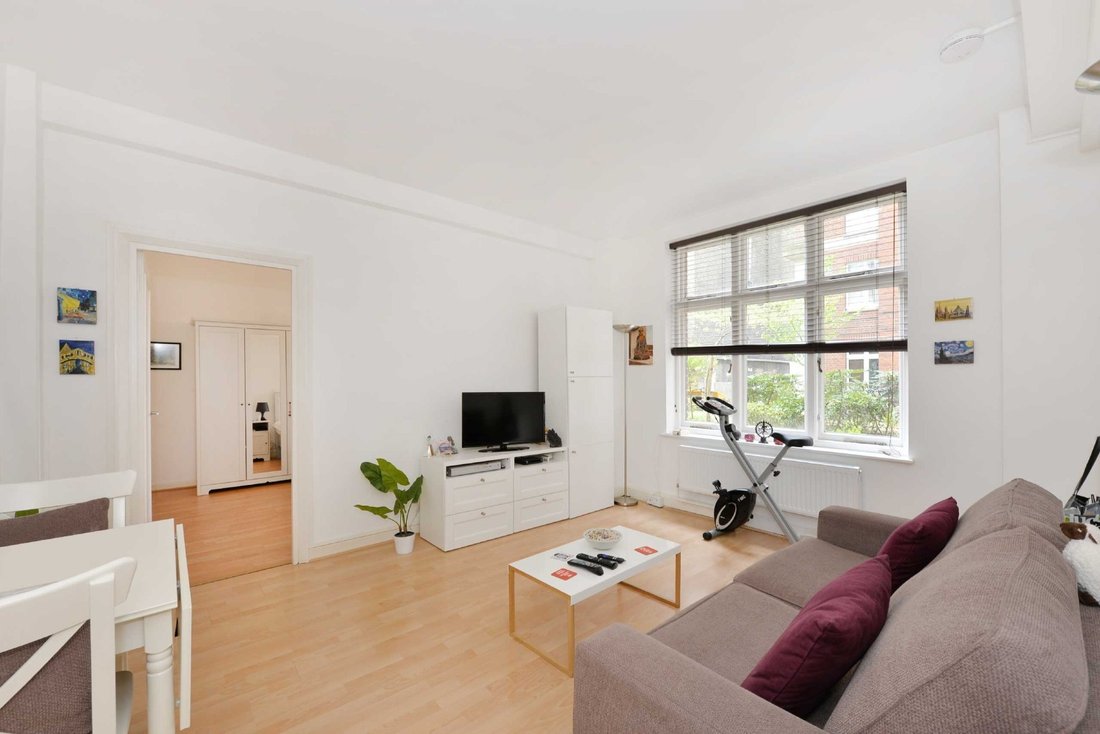 Apartment in St John's Wood, Westminster, England 1 - 18062663