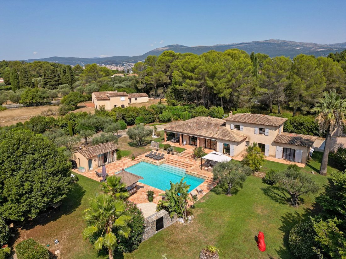 House in Les Indes les-Groulles, Mouans-Sartoux, France 1 - 18061453