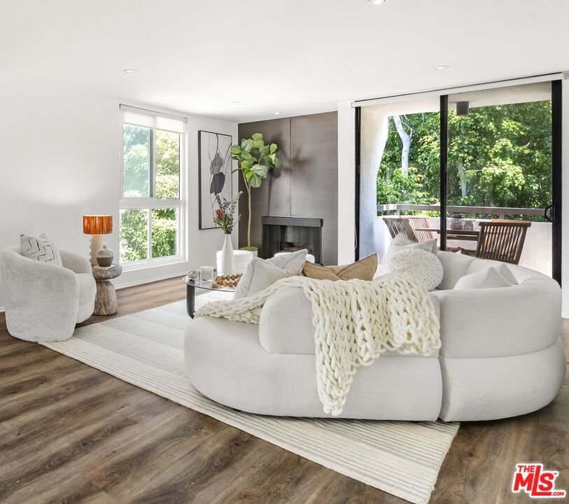 Condo in Los Angeles, California, United States 4 - 18063812