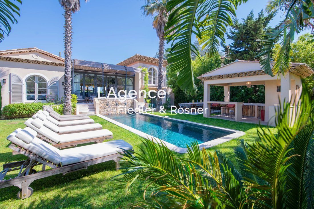Villa in Zone Est Diffuse, Saint-Tropez, France 1 - 18064459