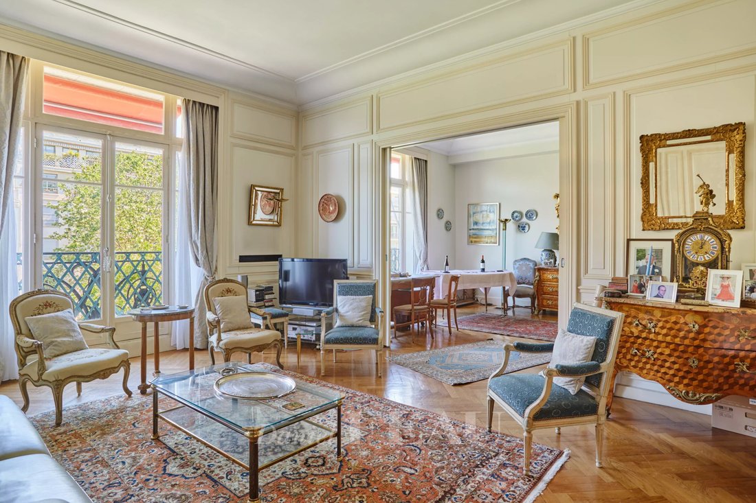 Apartment in Ecole Militaire, Paris 7e Arrondissement, Paris 3 - 18063690