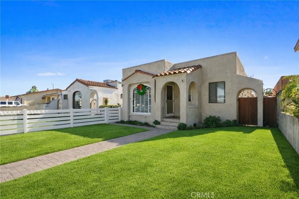 Los Angeles, California, United States 1 - 16965999
