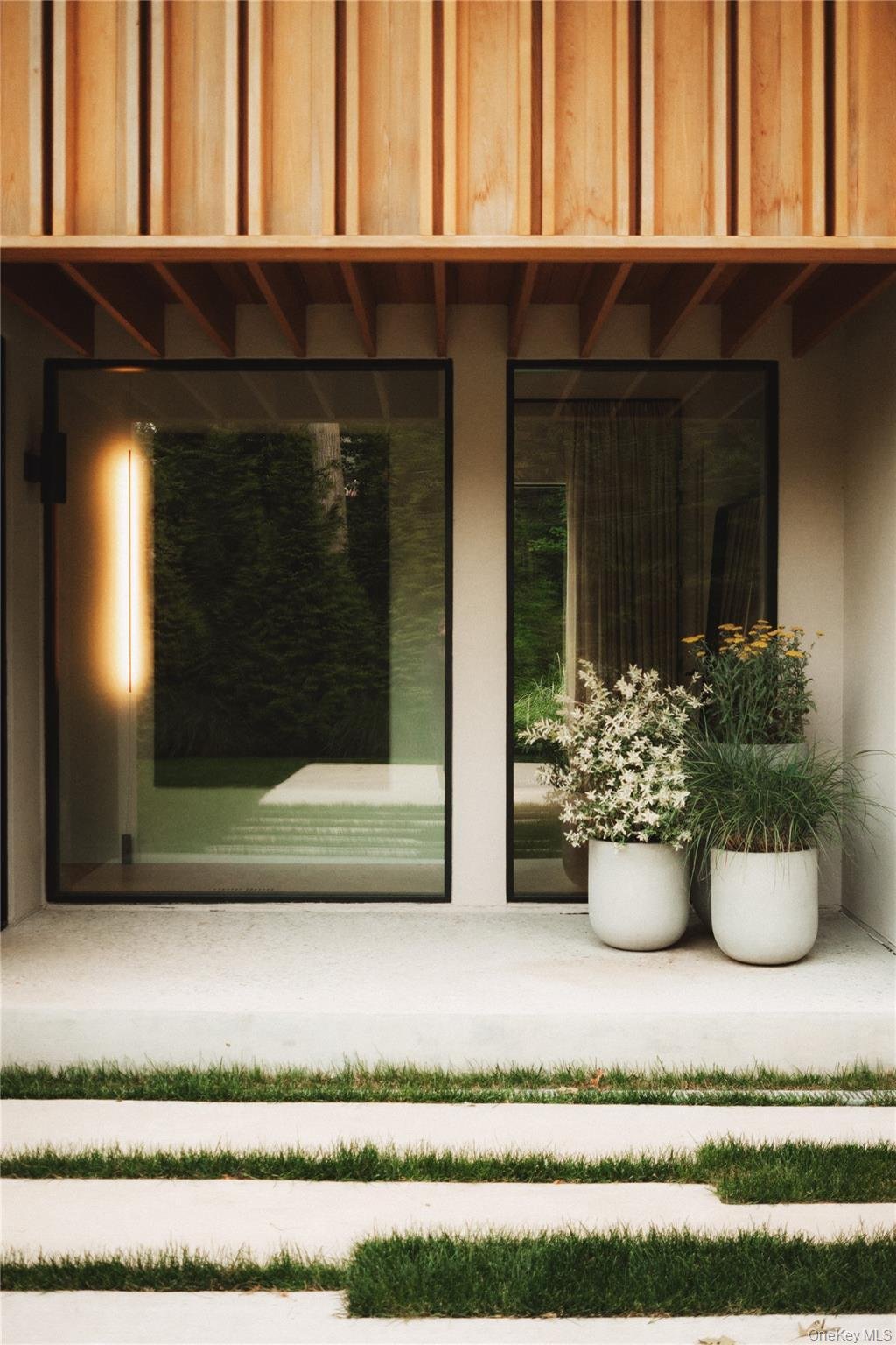 House in Halesite, New York, United States 2 - 16258412