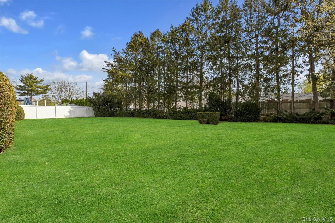 House in Hicksville, New York, United States 4 - 17712918