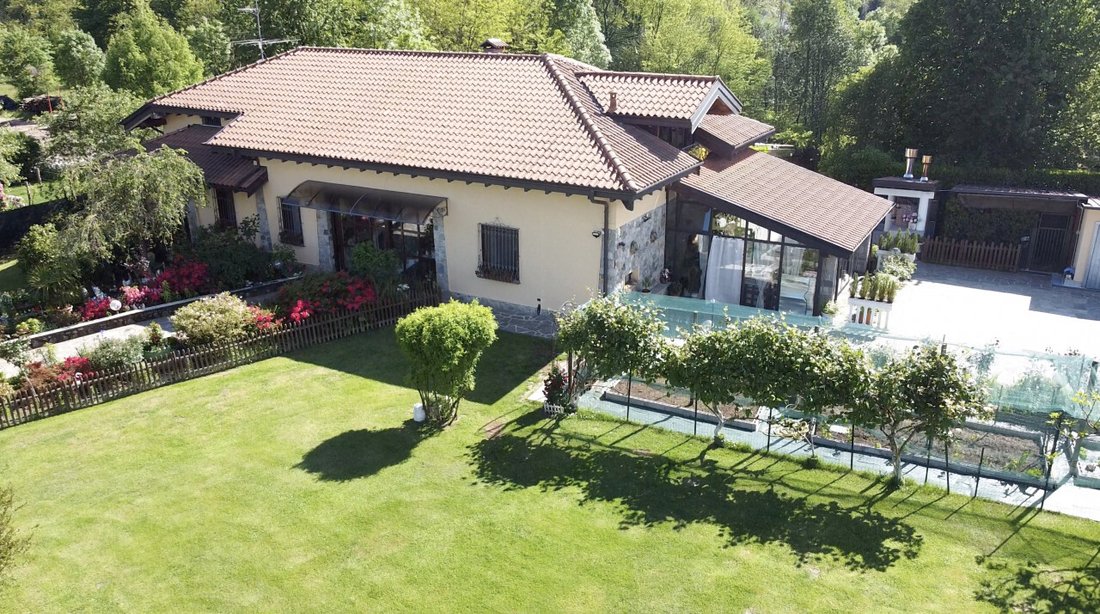 Villa in Cecca-Agagliate, Piedmont, Italy 4 - 18062910