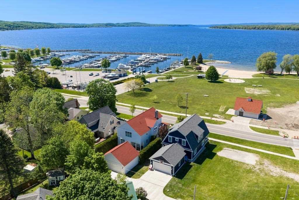 House in Boyne City, Michigan, United States 2 - 18063345