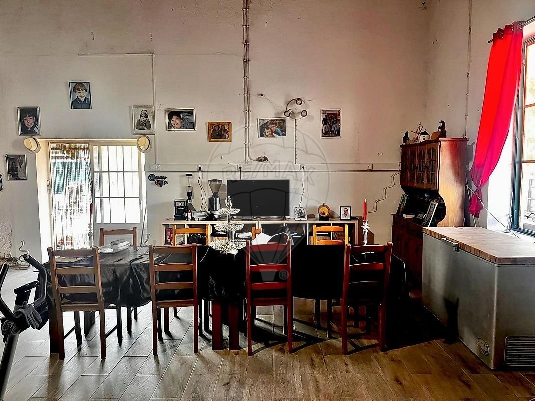 Carvoeira e Carmoes, Lisbon, Portugal 3 - 18064394