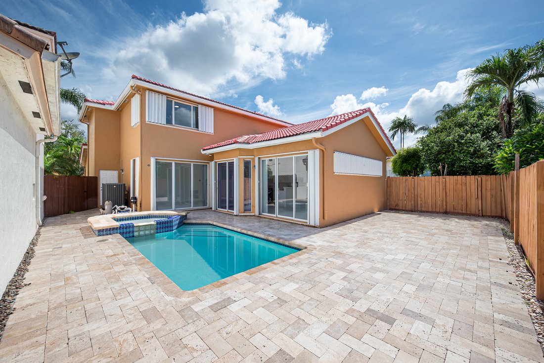 House in Miami, Florida, United States 4 - 18064206
