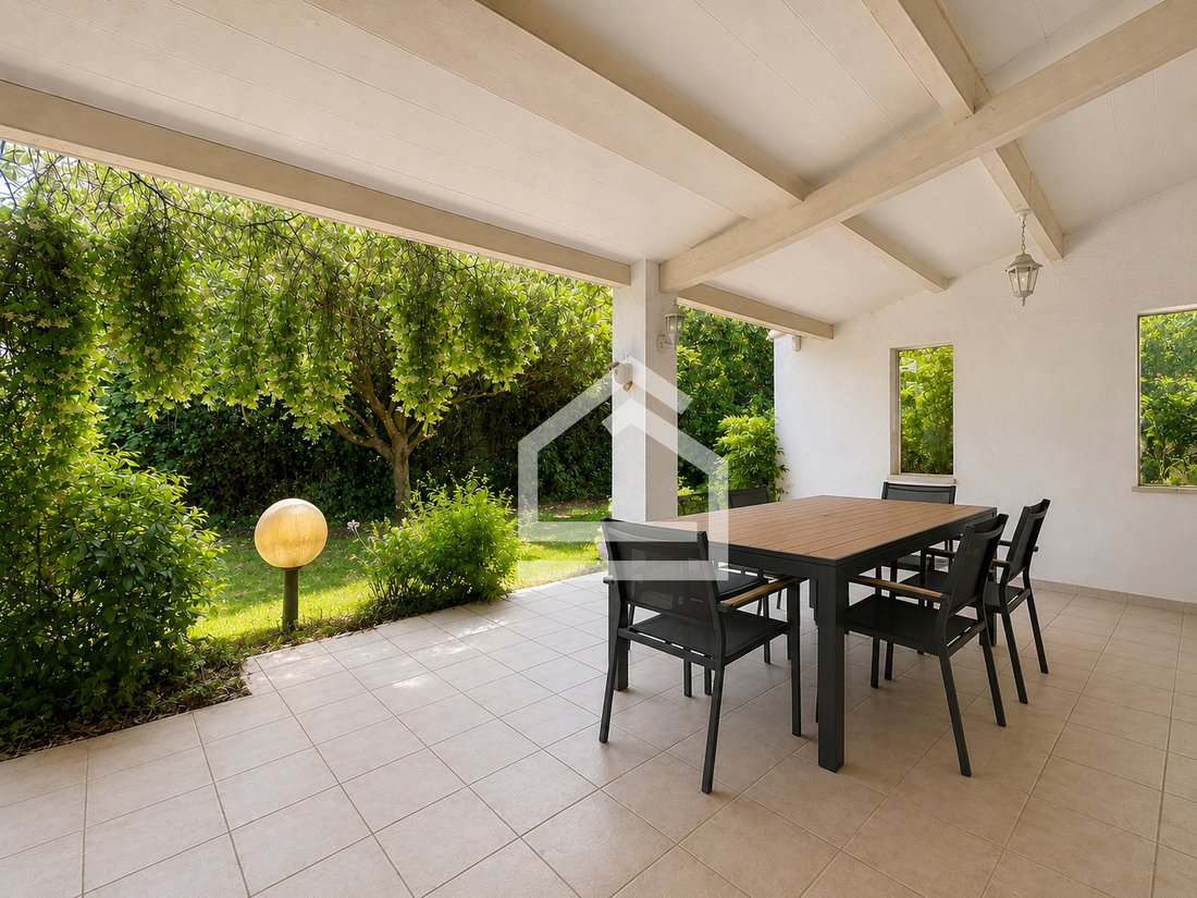 House in Mérignac, Nouvelle-Aquitaine, France 4 - 18064072