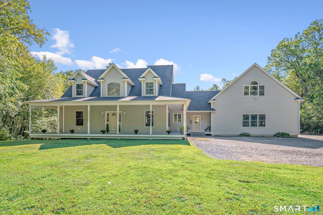 House in Wolcott, Connecticut, United States 1 - 18062709