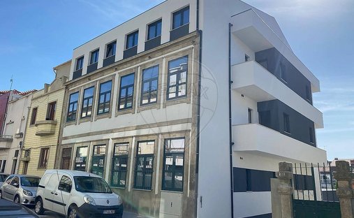 Apartment in Cedofeita, Santo Ildefonso, Se, Miragaia, Sao Nicolau e Vitoria, Porto District, Portugal 1
