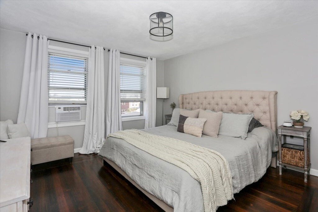 Condo in Winthrop, Massachusetts, United States 4 - 18063801