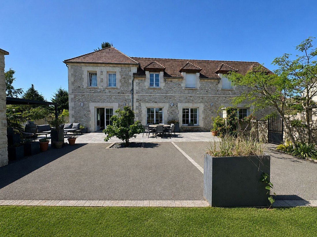 House in Auger-Saint-Vincent, Hauts-de-France, France 1 - 18063996