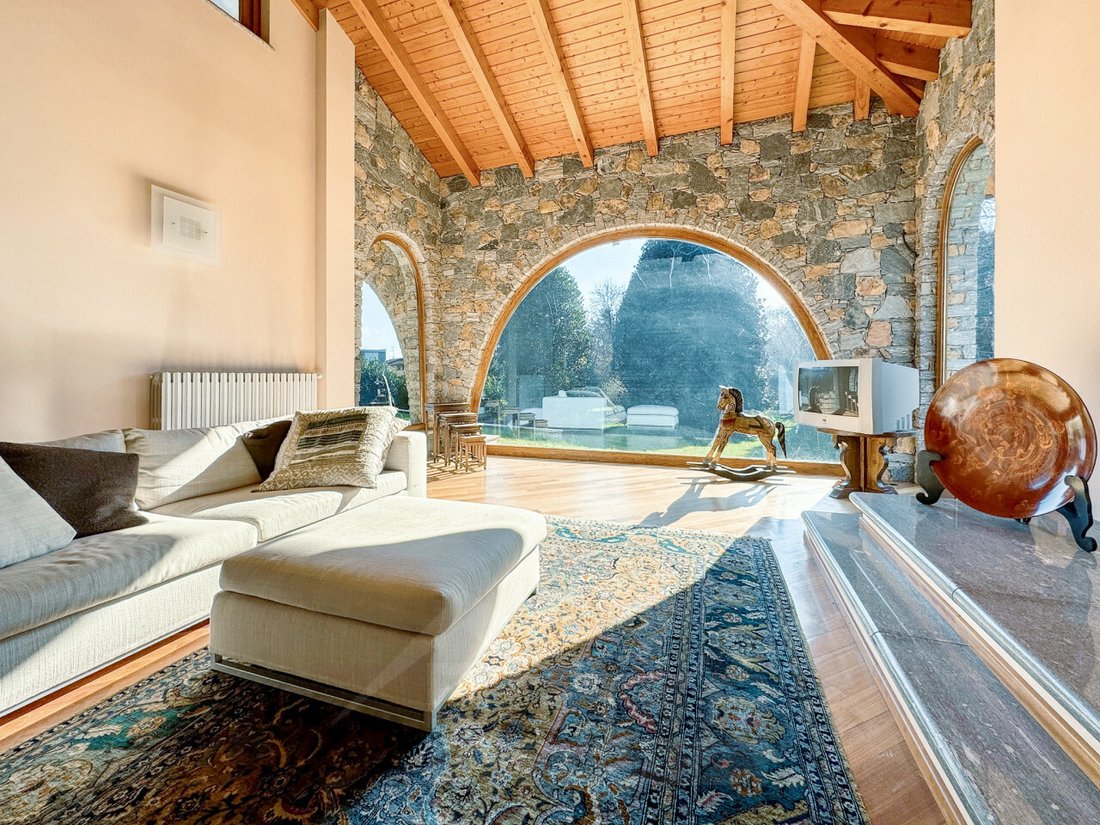 Villa in Cecca-Agagliate, Piedmont, Italy 5 - 18064397