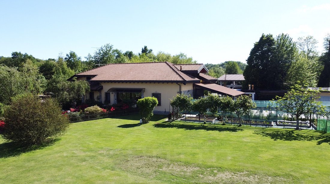 Villa in Cecca-Agagliate, Piedmont, Italy 5 - 18062910