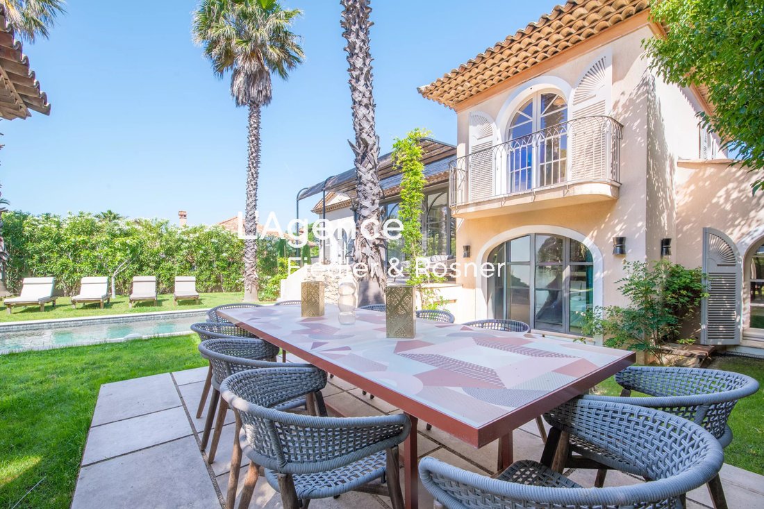 Villa in Zone Est Diffuse, Saint-Tropez, France 3 - 18064459