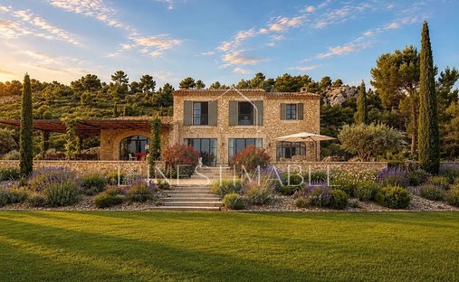 Estate in Maussane-les-Alpilles, Provence-Alpes-Côte d'Azur, France 1