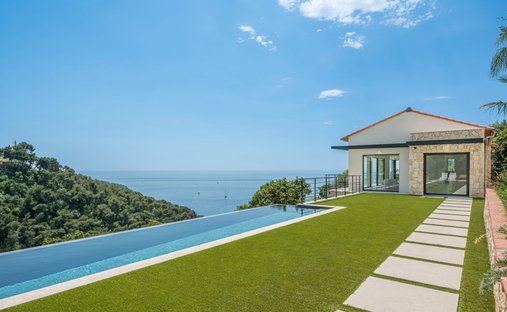 Villa in Cabbe-Saint Roman, Roquebrune-Cap-Martin, France 1