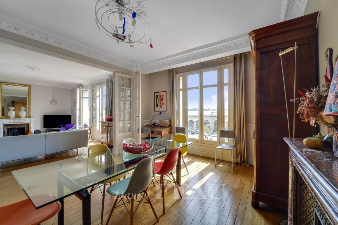 Apartment in Notre Dame, Versailles, France 4 - 18064252