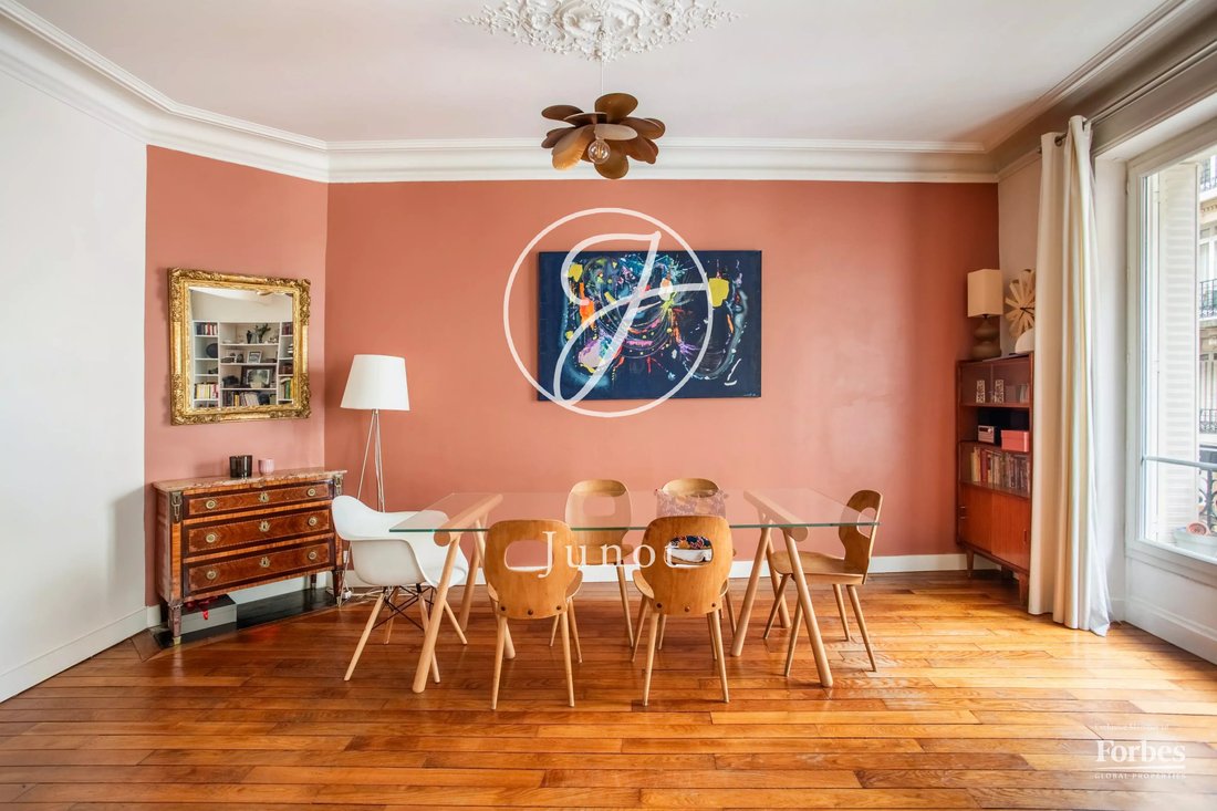 Apartment in Courcelles-Wagram, Paris 17e Arrondissement, Paris 3 - 18061313